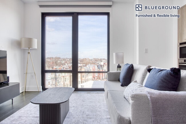 Building Photo - 618 T St NW Unit FL6-ID462