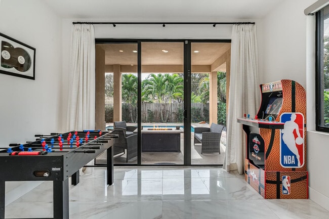 Photo - 828 SW 14th Ct Unit SI FL1-ID1475650P