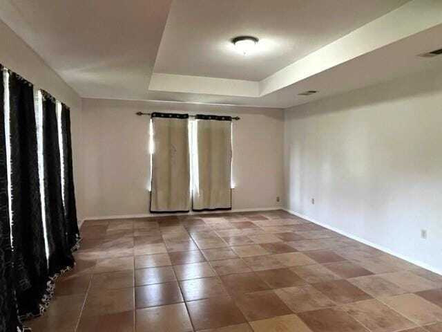 Photo - 310 Portsmouth Dr