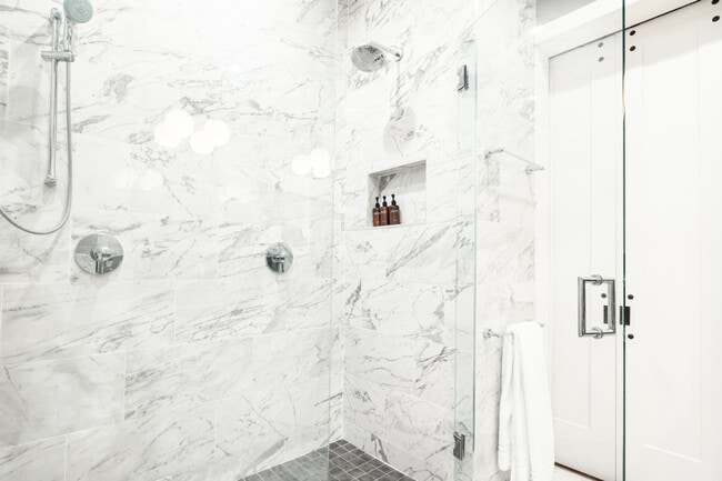 Photo - 1537 Republic St Unit ID1058850P