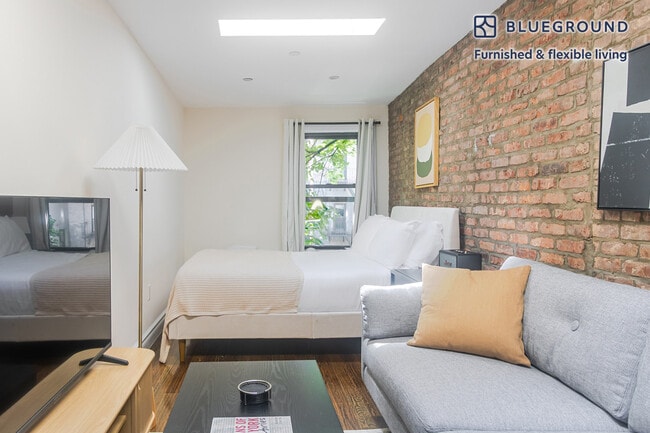 Photo - 316 W 14th St Unit FL2-ID1934