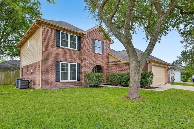 Photo - 2018 Village Ct Ln