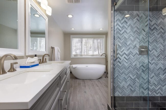 Photo - 290 Broken Lance Dr Unit ID1387670P