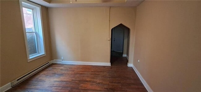 Photo - 1506 Jules St