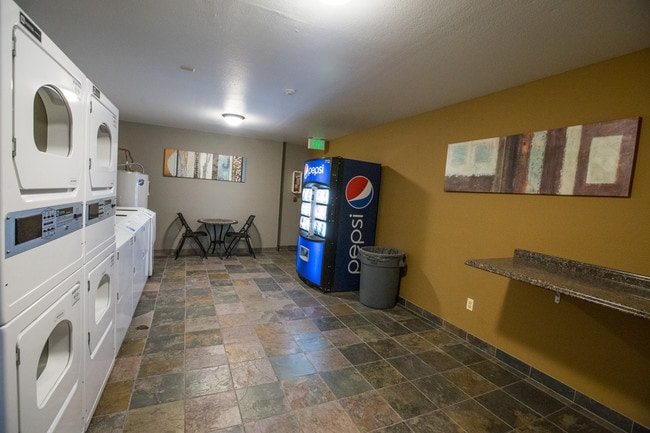 24 Hour Laundry Room - Willow Court Apartments