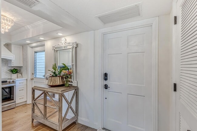 Photo - 5560 Tamberlane Cir Unit 127