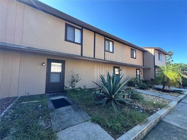 Building Photo - 69 Village Dr