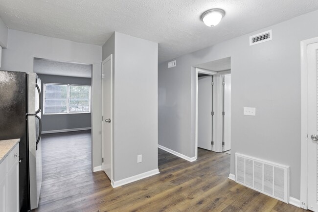 Photo - Concord Manor Apartments