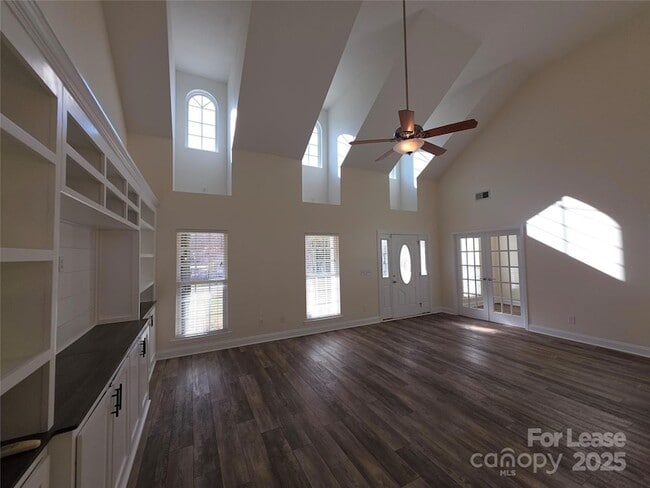 Photo - 1682 Lane Rd