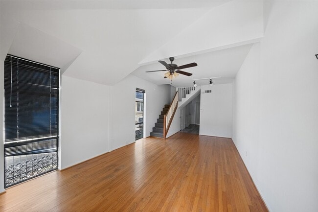 Photo - 518 Hawthorne St