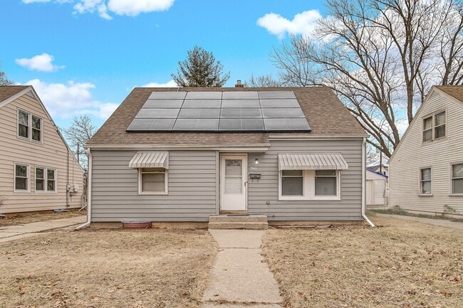 Photo - 2611 Ellen Ave