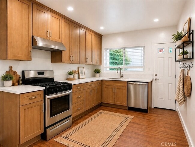 Photo - 15228 Normandie Ave Unit B