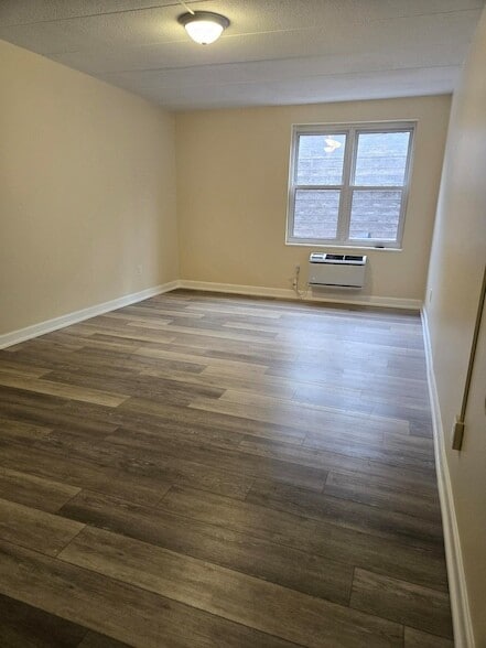 Photo - 685 Prospect Ave Unit 4A
