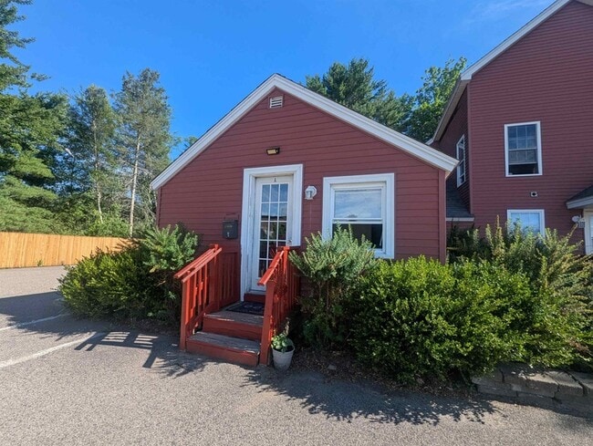 Building Photo - 1 Torr Ave Unit A