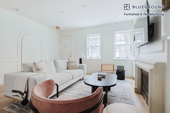 Building Photo - 24 Commerce St