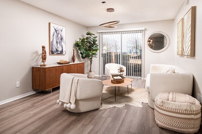 The Resort - Living Area - Lakeside Vintage