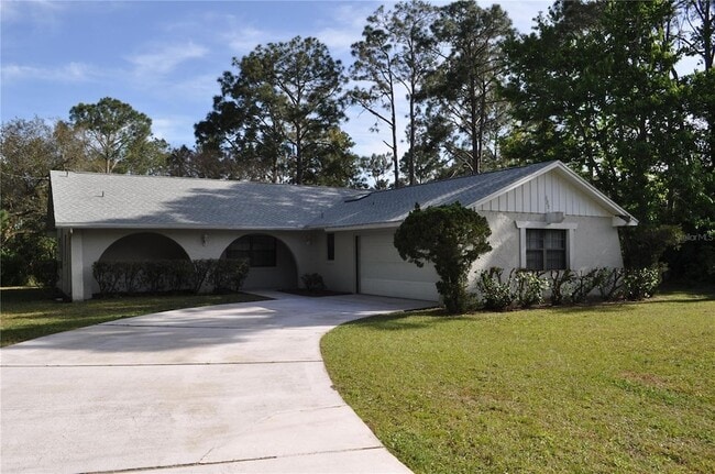 Building Photo - 127 Persimmon Dr