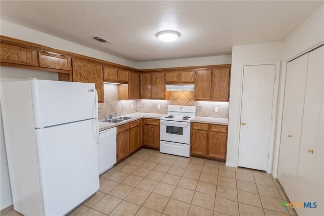 Photo - 2915 Sunflower Trail Unit B
