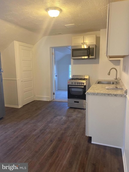 Photo - 1847 Horace Ave