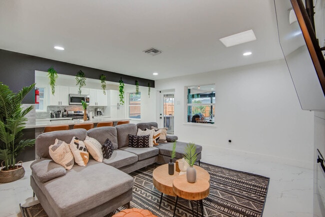 Photo - 9406 Opelika St Unit ID1019629P