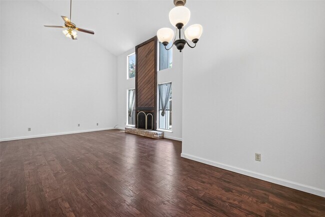 Photo - 6401 Deihl Rd Unit 902