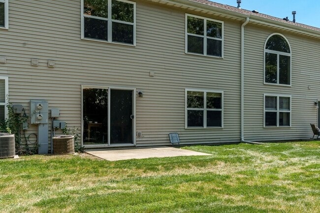 Photo - 9006 Leicester Way