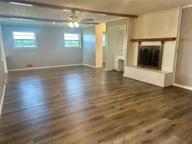 Photo - 5485 Fm 3097