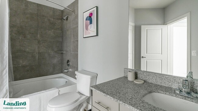 Photo - 1619 N Frazier St Unit 339