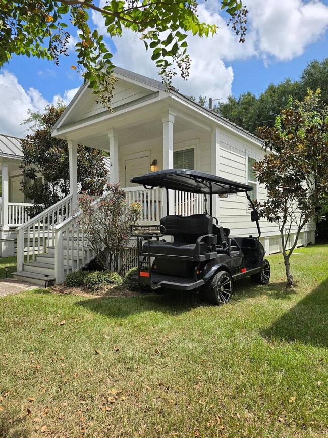 Photo - 1911 Government St Unit SI ID1473628P