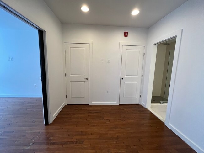 Photo - THE PORTLAND APARTMENTS