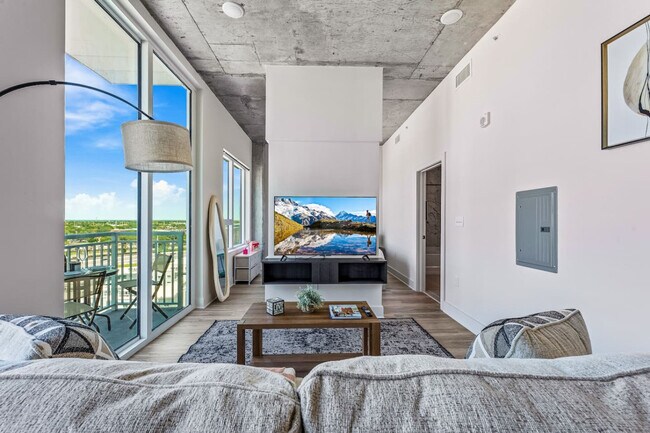 Photo - 617 N 12th St Unit ID1313907P