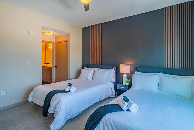 Photo - 295 E Roosevelt St Unit ID1273595P