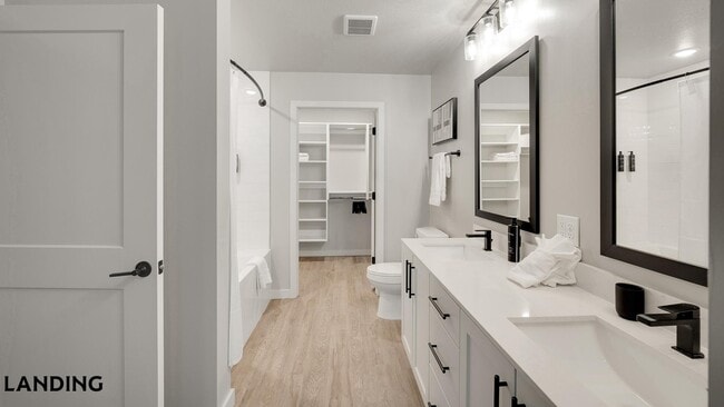 Building Photo - 2000 Aureum Dr Unit 1-155