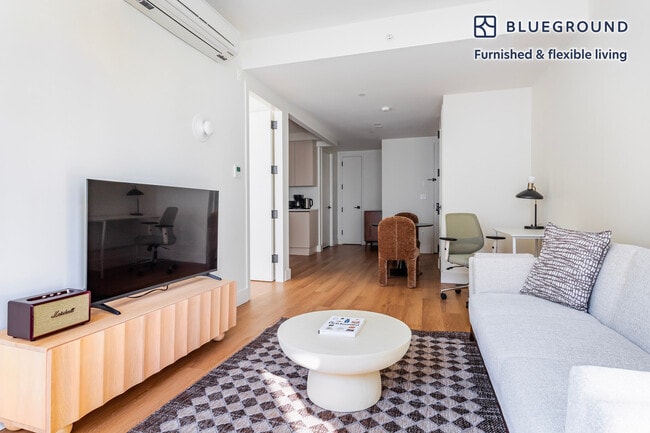 Photo - 130 Hope St Unit FL5-ID2205