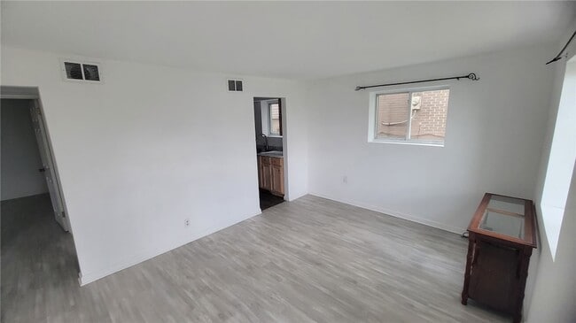 Photo - 4461 Highridge St Unit 2