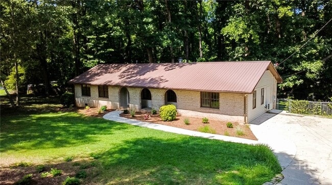 Photo - 1191 Arrowhead Rd