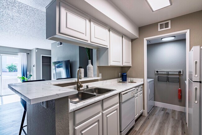 Two Bedroom Model Home With Laundry Closet - Bay Breeze Apartments