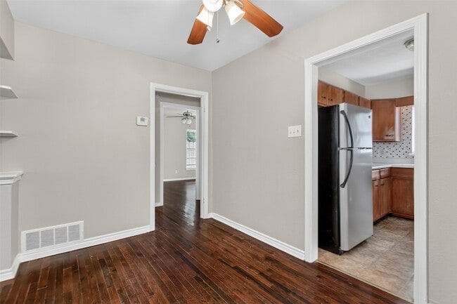 Photo - 10943 Desdemona Dr