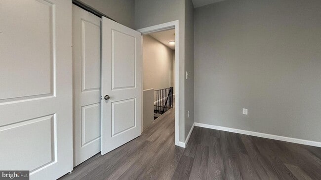 Building Photo - 1536 S Napa St