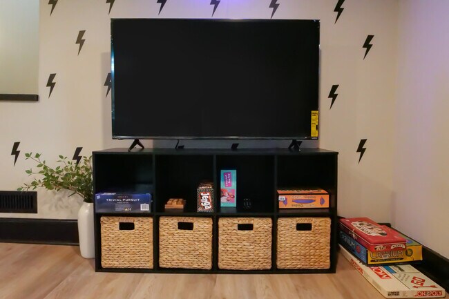 Photo - 230 S Jefferson St Unit ID1061090P