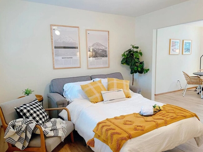 Building Photo - 226 Paradise Dr Unit ID1035866P