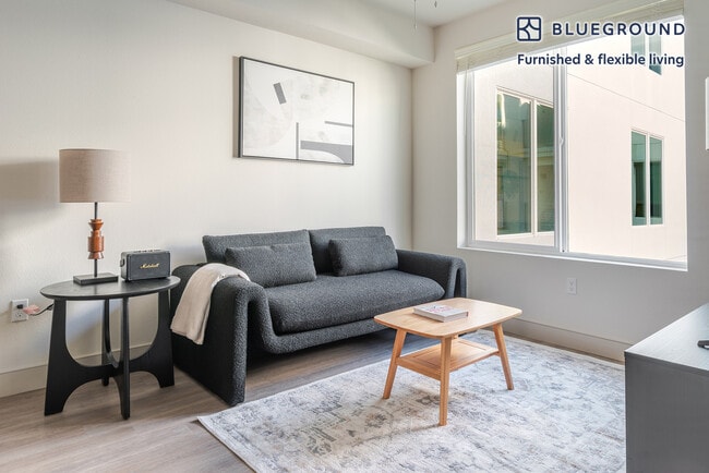 Building Photo - 44758 Old Warm Springs Blvd Unit FL4-ID2045