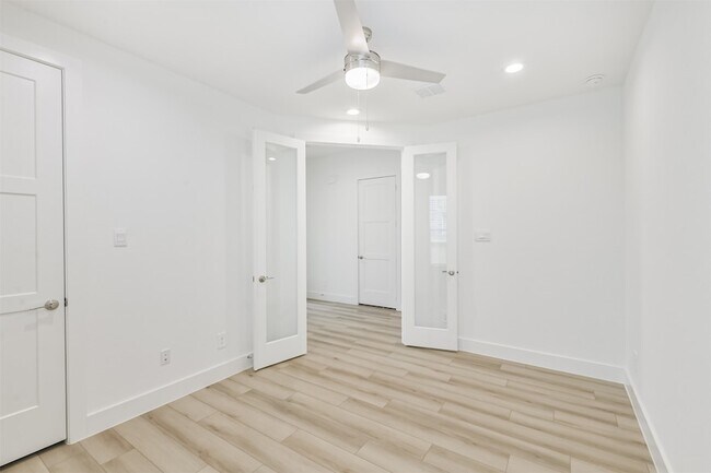 Photo - 218 Springfield Terrace Dr