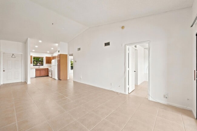 Photo - 2600 Greenwood Terrace Unit 201