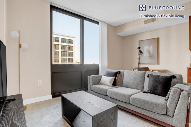 Building Photo - 425 L St NW Unit SI FL8-ID348