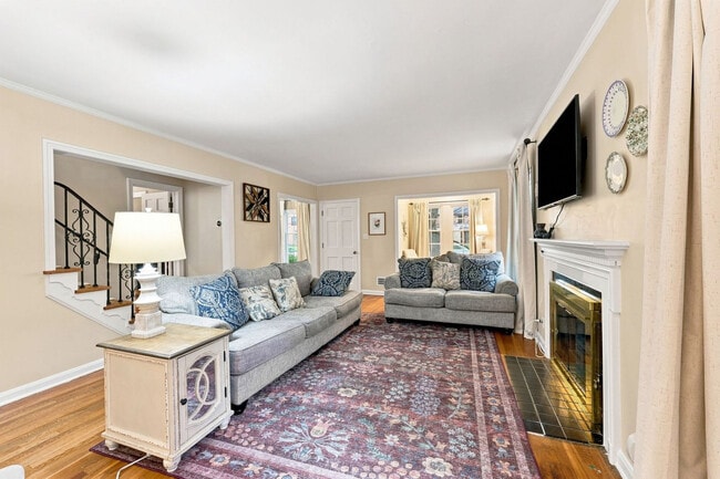 Building Photo - 2591 University Blvd Unit SI ID1593942P