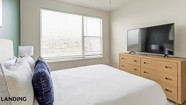 Photo - 750 Fort Worth Ave Unit 349