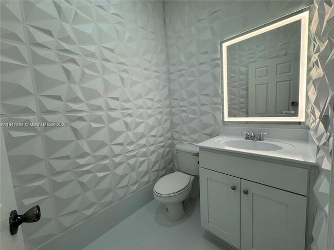 Photo - 10012 NW 7th St Unit 208