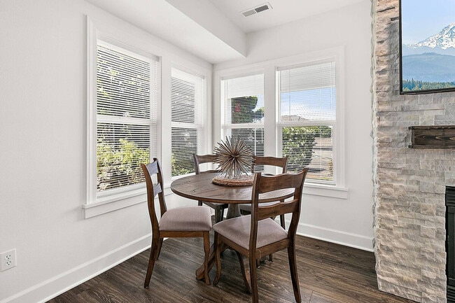 Photo - 2615 N Starr St Unit ID1296631P