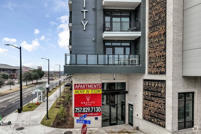 Photo - Gravity on 400